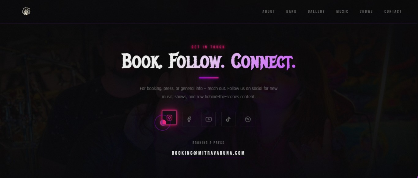 Contato — Book. Follow. Connect.